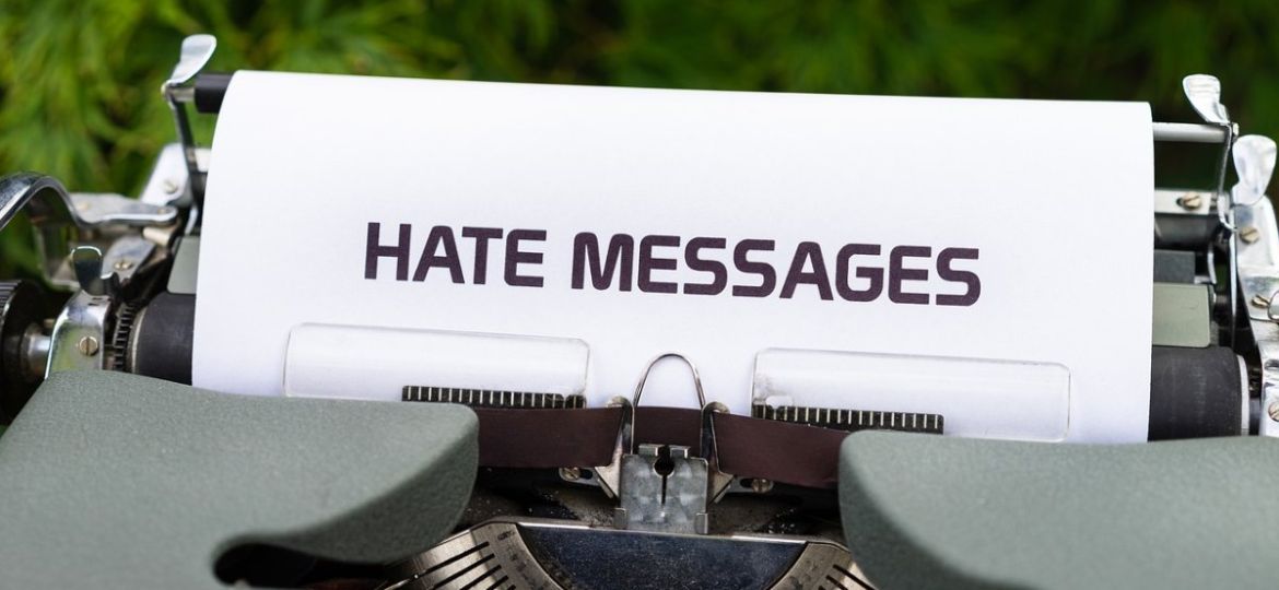 typewriter-5519038-1280